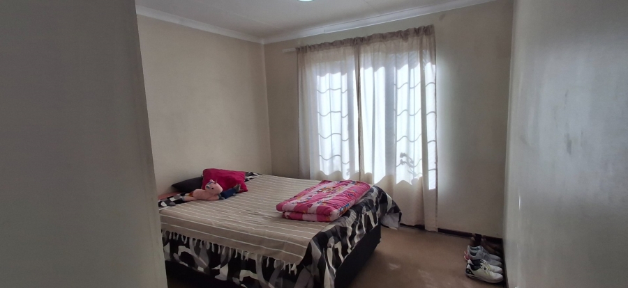 2 Bedroom Property for Sale in Langenhovenpark Free State